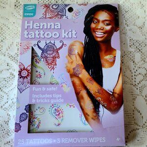 25 HENNA TEMPORARY TATTOOS - -SKIN SAFE INK BY SAVVI